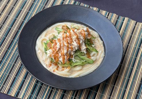 こくうま 燻製風味バンバンジー麺